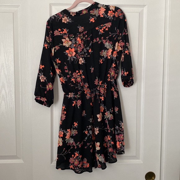 Lush black floral mid sleeve dress - Picture 5 of 5